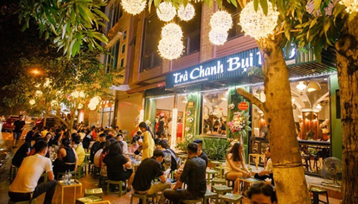 trang trí quán ăn vặt ngoài trời