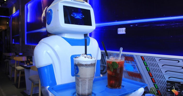 Chi phí cho robot rất lớn