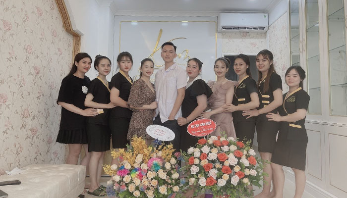 Đội ngũ nhạn viên Kim Spa