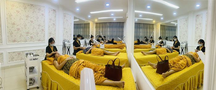 Phòng điều trị kim beauty spa