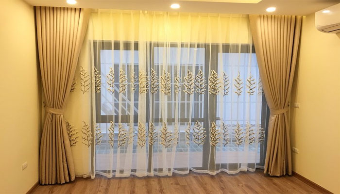 Cách giặt và vệ sinh rèm voan thêu
