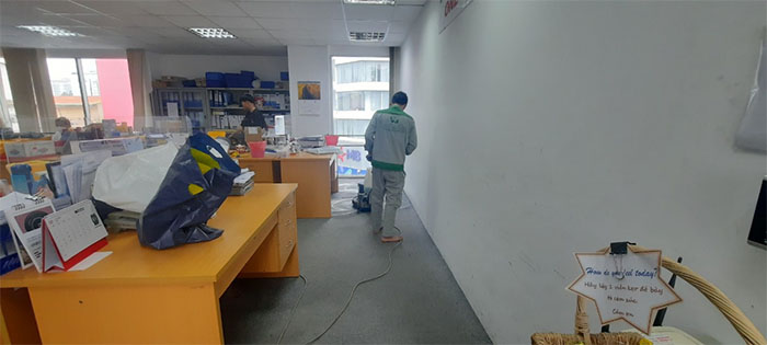 cho thuê máy chà sàn