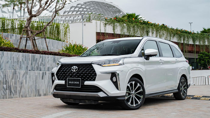 BẢNG GIÁ XE TOYOTA 7 CHỖ