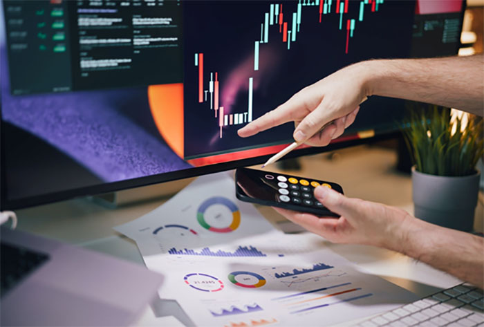 Bán lại ngoại tệ còn dư sau chuyến đi nước ngoài